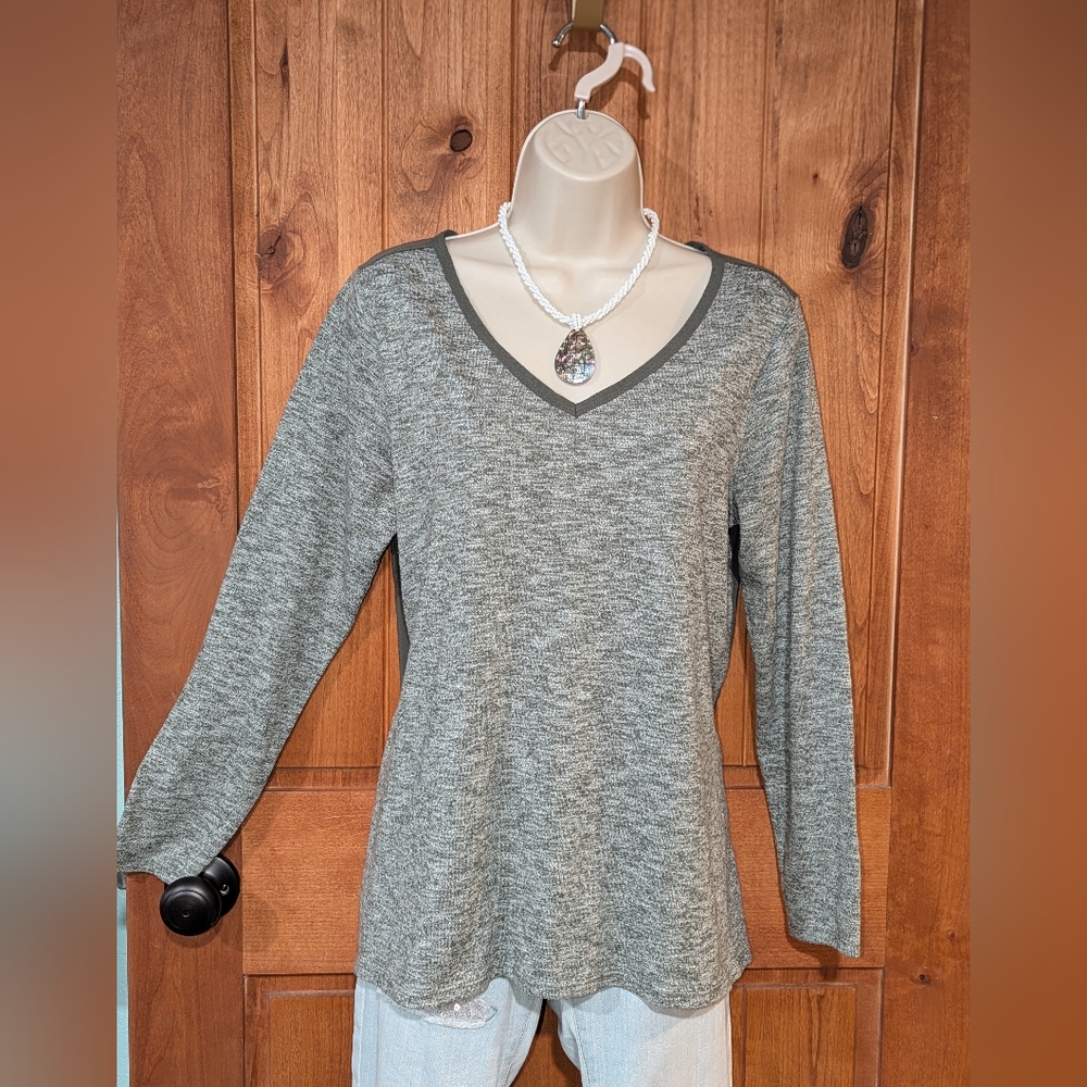 Eddie Bauer Olive Green Long Sleeve V-Neck Top